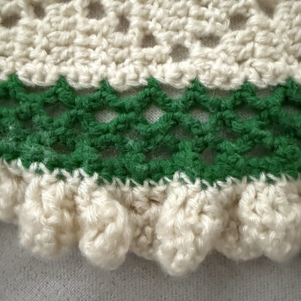 Vintage Crochet Blanket Throw Handmade Creamy White With Green Trim Immaculate - Picture 4 of 11